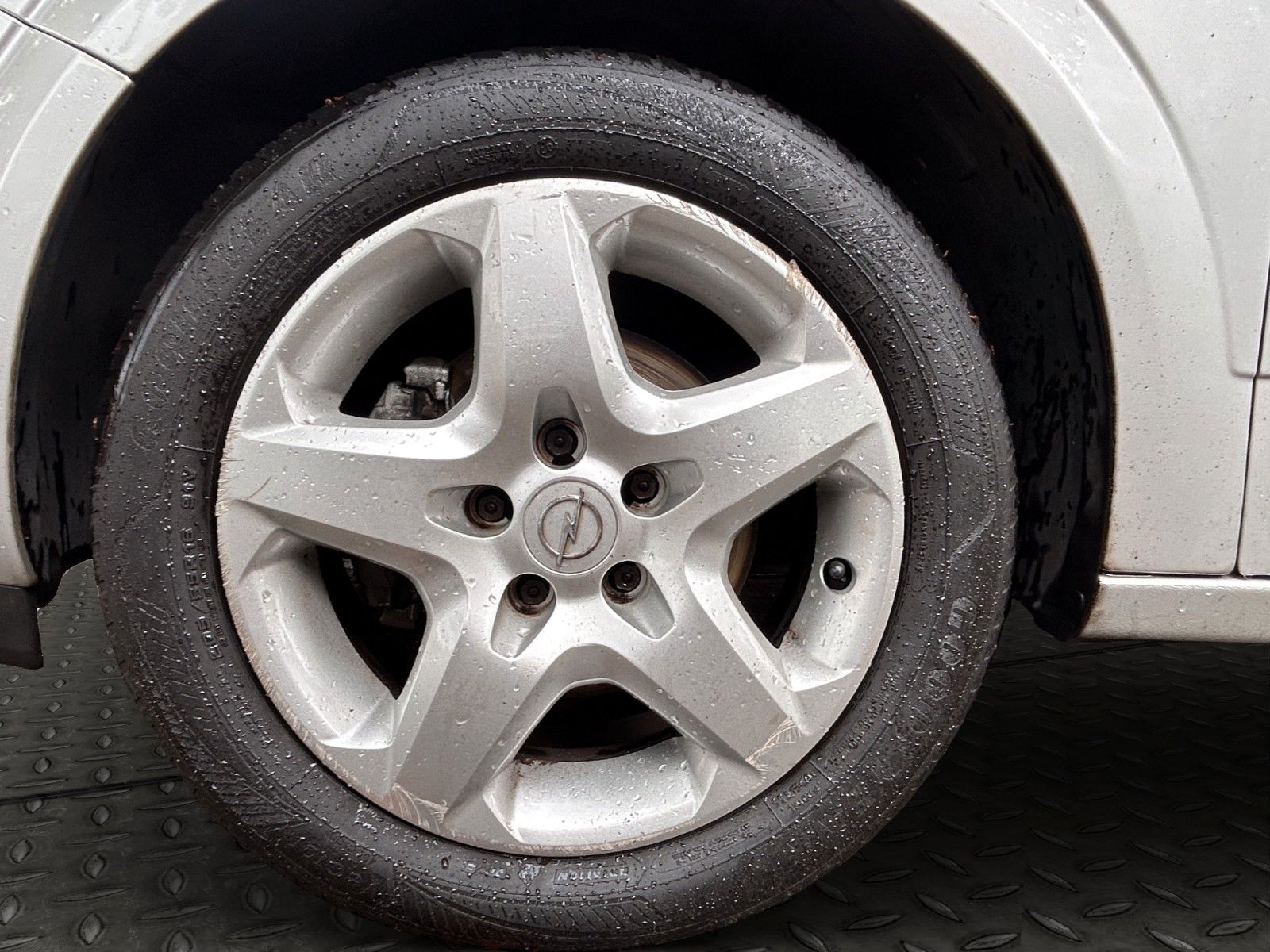 Fahrzeugabbildung Opel Astra H Lim. Edition/Service Neu/Klima/Tempomat