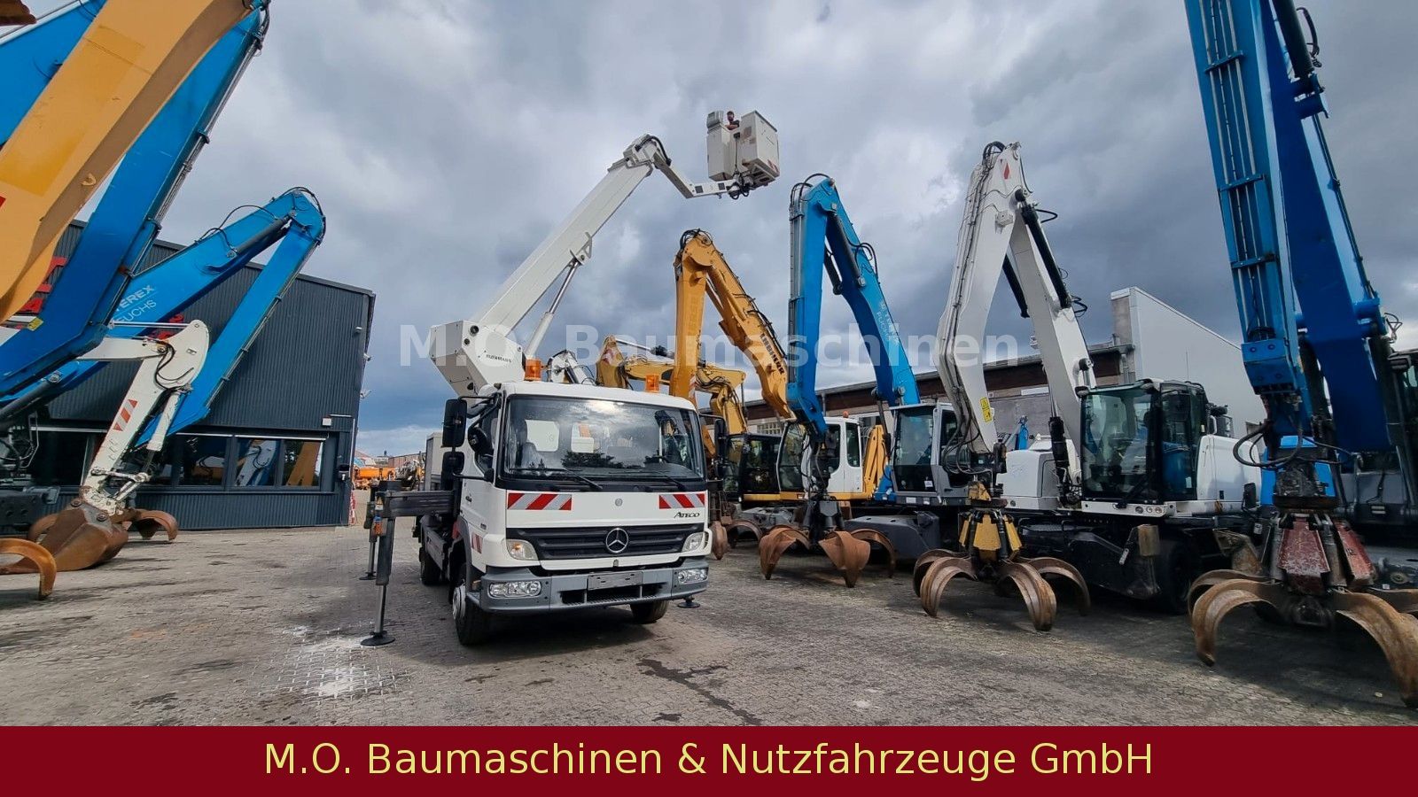 Fahrzeugabbildung Mercedes-Benz Atego 818 / Ruthmann T220 / Arbeitsbühne 22 m