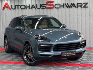Porsche Cayenne - 1
