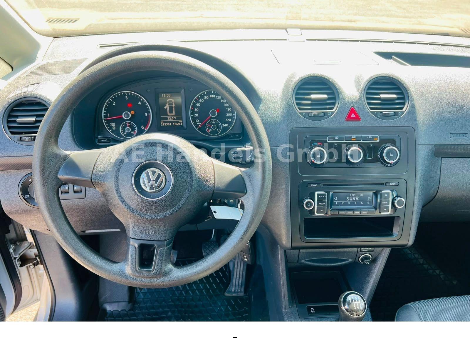 Volkswagen Caddy 2013 — photo 33
