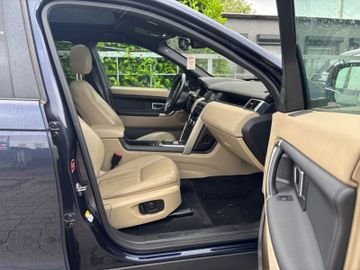 Land-Rover Discovery Sport - 12