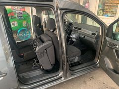 Fahrzeugabbildung Volkswagen Caddy 1,0 TSI Trendlin Navi Standheizung AHK PDC