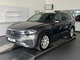 Volkswagen Touareg 3.0 V6 TDI 4MOTION *Luftfederung, AHK, L - Volkswagen Touareg mit Diesel-Antrieb: Geländewagen, Automatik