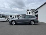 Skoda Octavia Combi 2.0 TDI DSG Blackline 156€ m.20% A - Skoda Autos von Händlern
