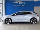 Opel Astra J GTC Innovation*AUTOMATIK*NAVI*AHK*SHZ*UV - Opel Astra: Coupe, Gtc