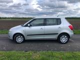 Skoda Fabia Tüv/Au Neu Motor revidiert vie... - Skoda: Motor