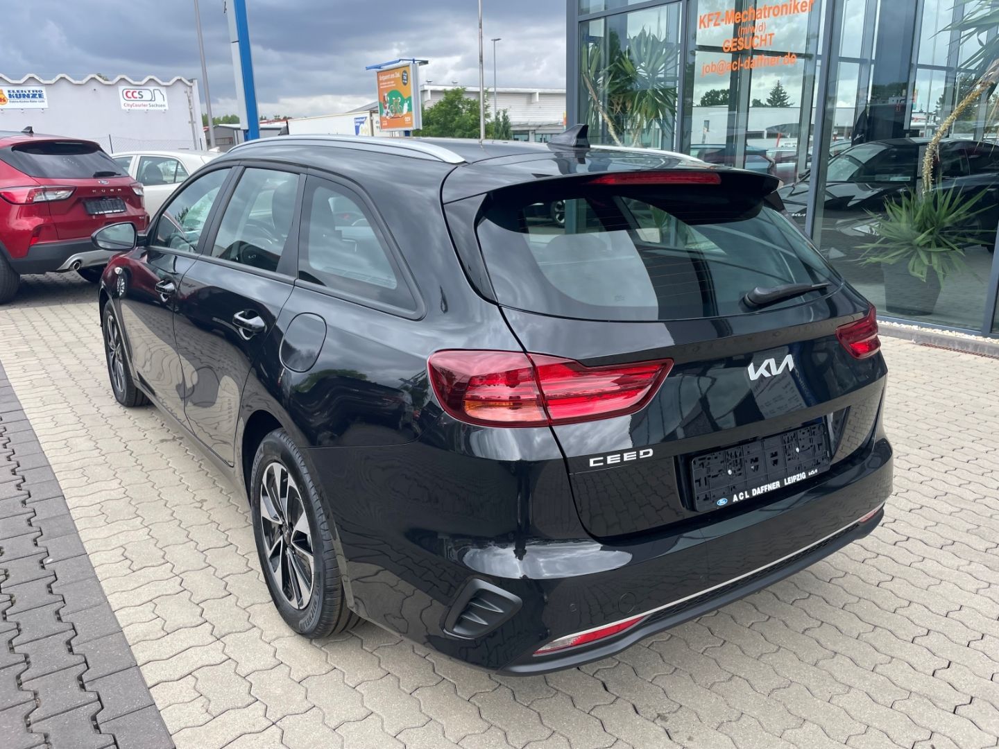 Fahrzeugabbildung Kia Ceed_sw Kamera Verkehrszeichenerk SpurhalteAss