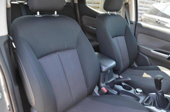 Mitsubishi L 200 4x4 2,4 DI-D Plus Doppelkabine AHK Klinaau
