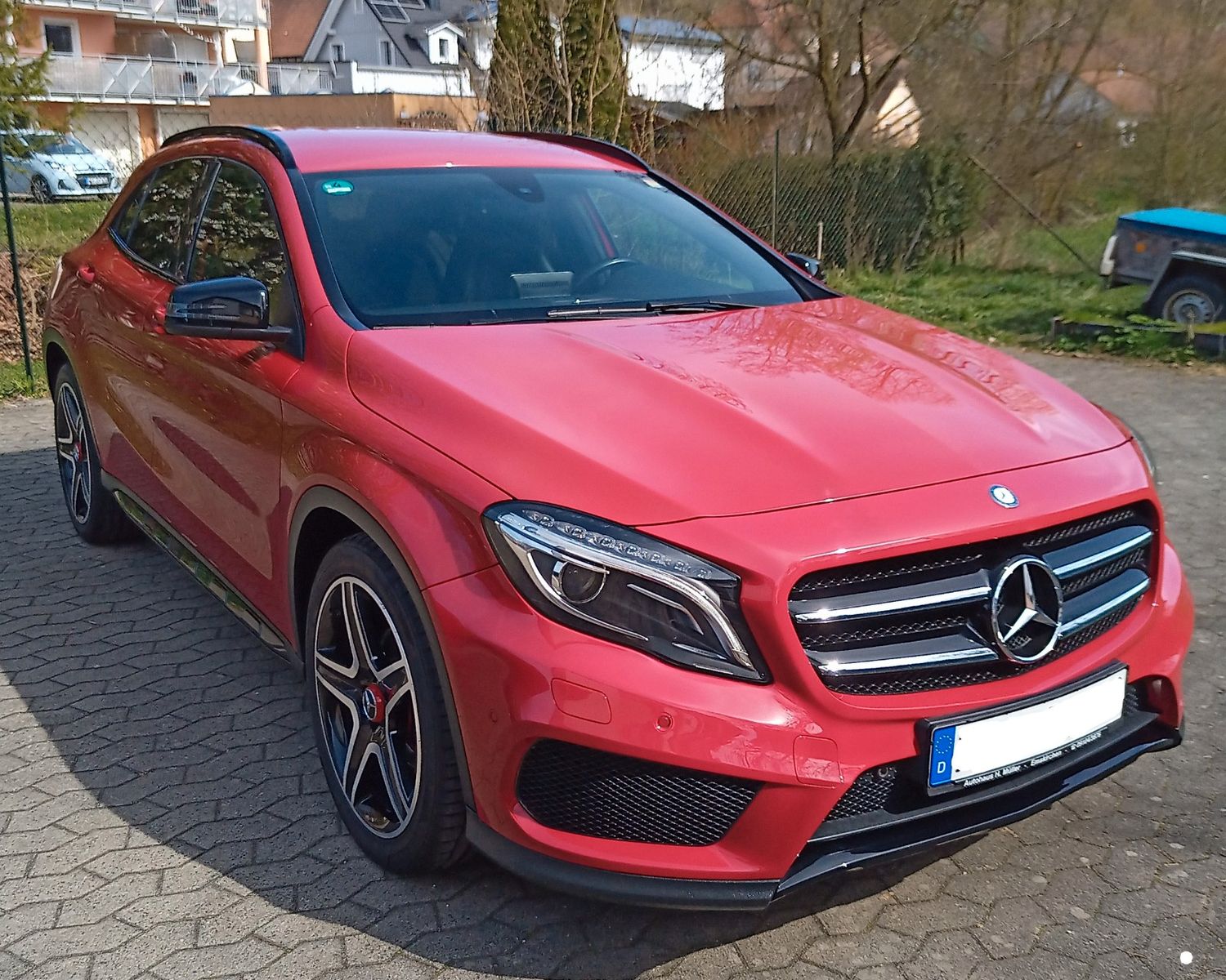 MERCEDES-BENZ GLA 200 d DCT AMG Line AMG Line Night-Paket 