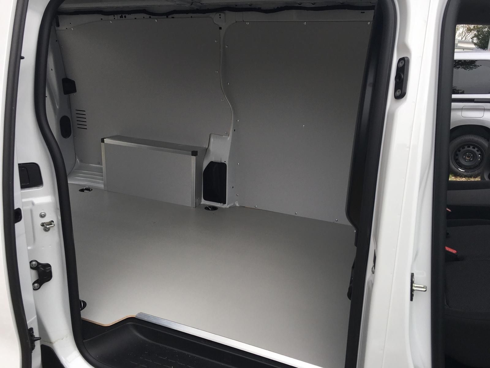 Fahrzeugabbildung Fiat Scudo L3 Kastenwagen 145 MT6