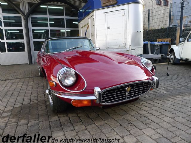 Jaguar E-Type Serie III Cabrio mit Hardtop