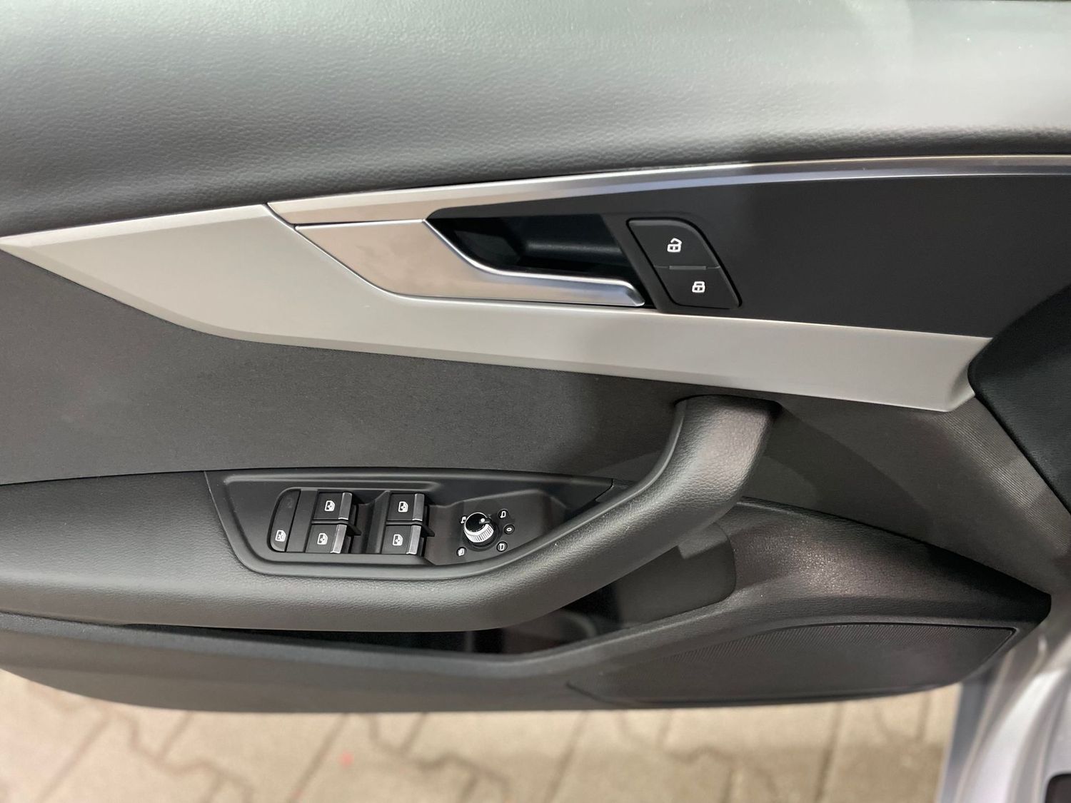 Fahrzeugabbildung Audi A4 35 TDI S-tronic #Kamera#LED#Navi#AHK