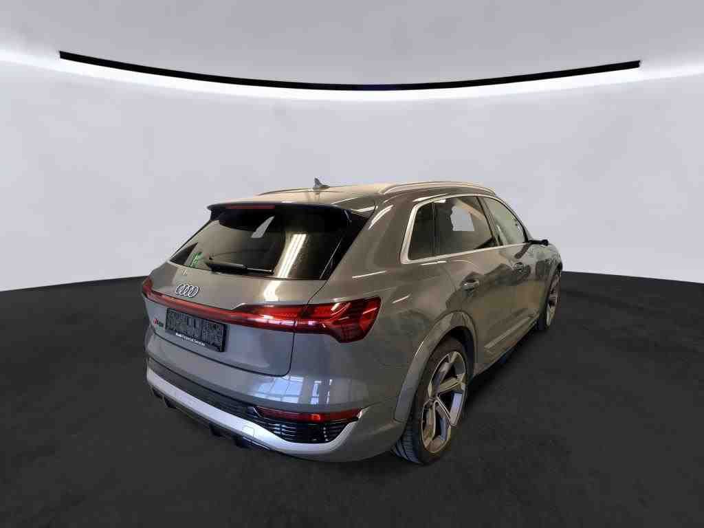 Audi SQ8 e-tron - Bild 3