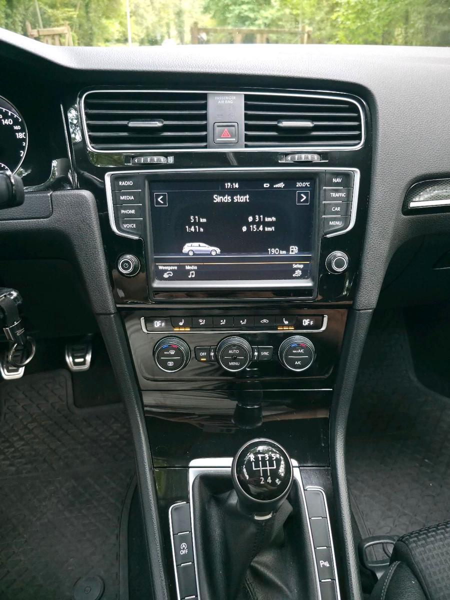 Volkswagen Golf 2015 — photo 15