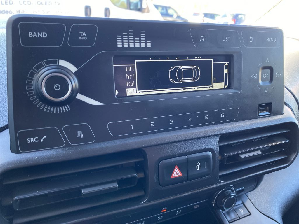 Fahrzeugabbildung Citroën Berlingo 1.5 BlueHDi 100 XL EHZ Club *Rückfahrka