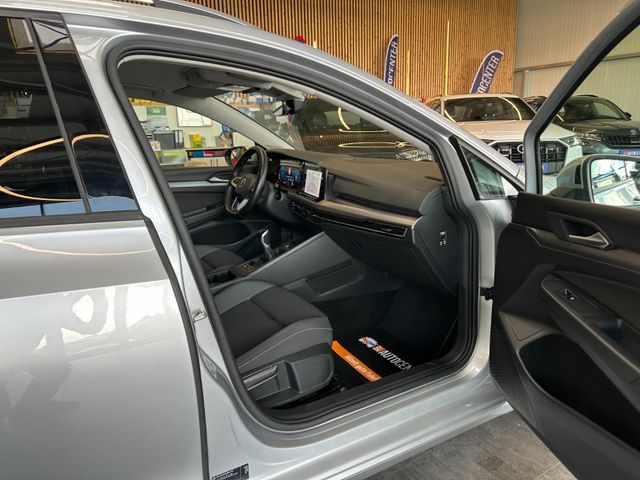 MYAUTOCENTER – Gebraucht- und Jahreswagen mit Werkstattservice in Pfaffenhofen Volkswagen Golf VIII Variant *Parkass.*LED*Virtuel*AHK*