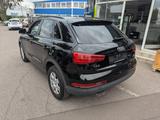 Audi Q3 basis quattro, Sitzheizung, PDC, Isofix... - Audi Q3 in Köln