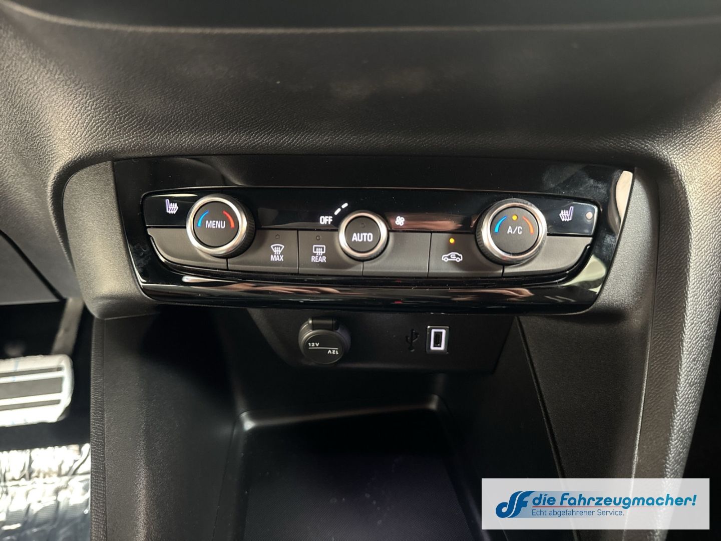 Fahrzeugabbildung Opel Corsa-e GS LED Apple CarPlay Android Auto Klimaa