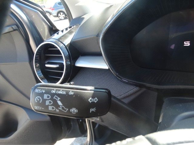 ŠKODA Fabia Fabia Selection 1.0 TSI – Bild 13 von 17