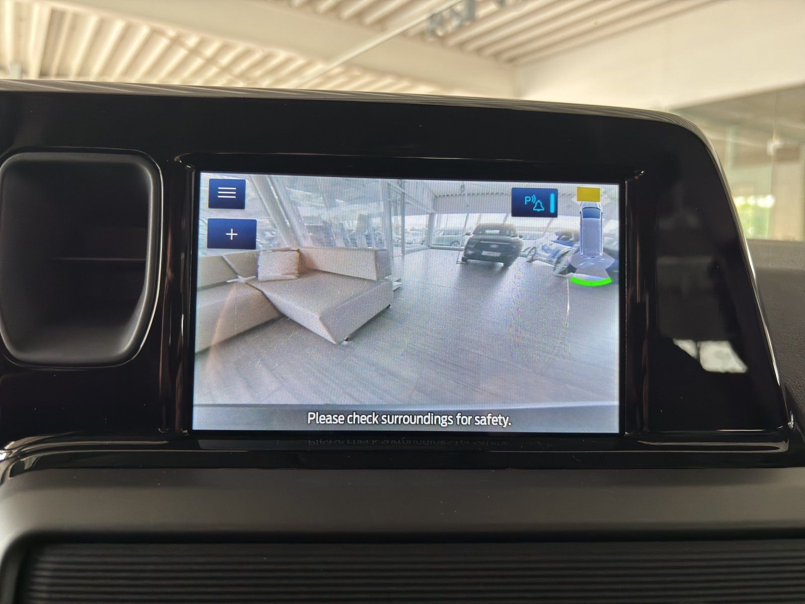 Fahrzeugabbildung Ford Tourneo Courier 1.0 Titanium ACC/KAMERA/NAVI/DAB