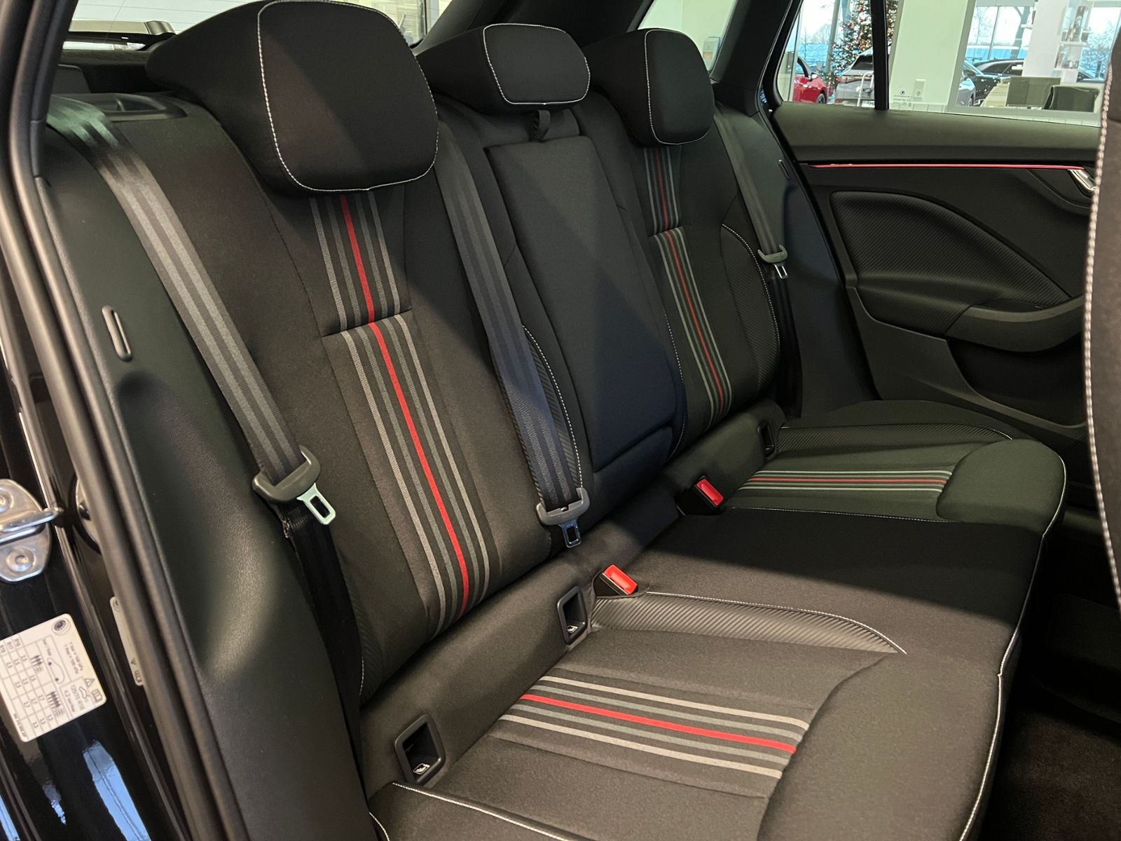 Fahrzeugabbildung SKODA Kamiq Monte Carlo 1.5 TSI DSG *AHK*