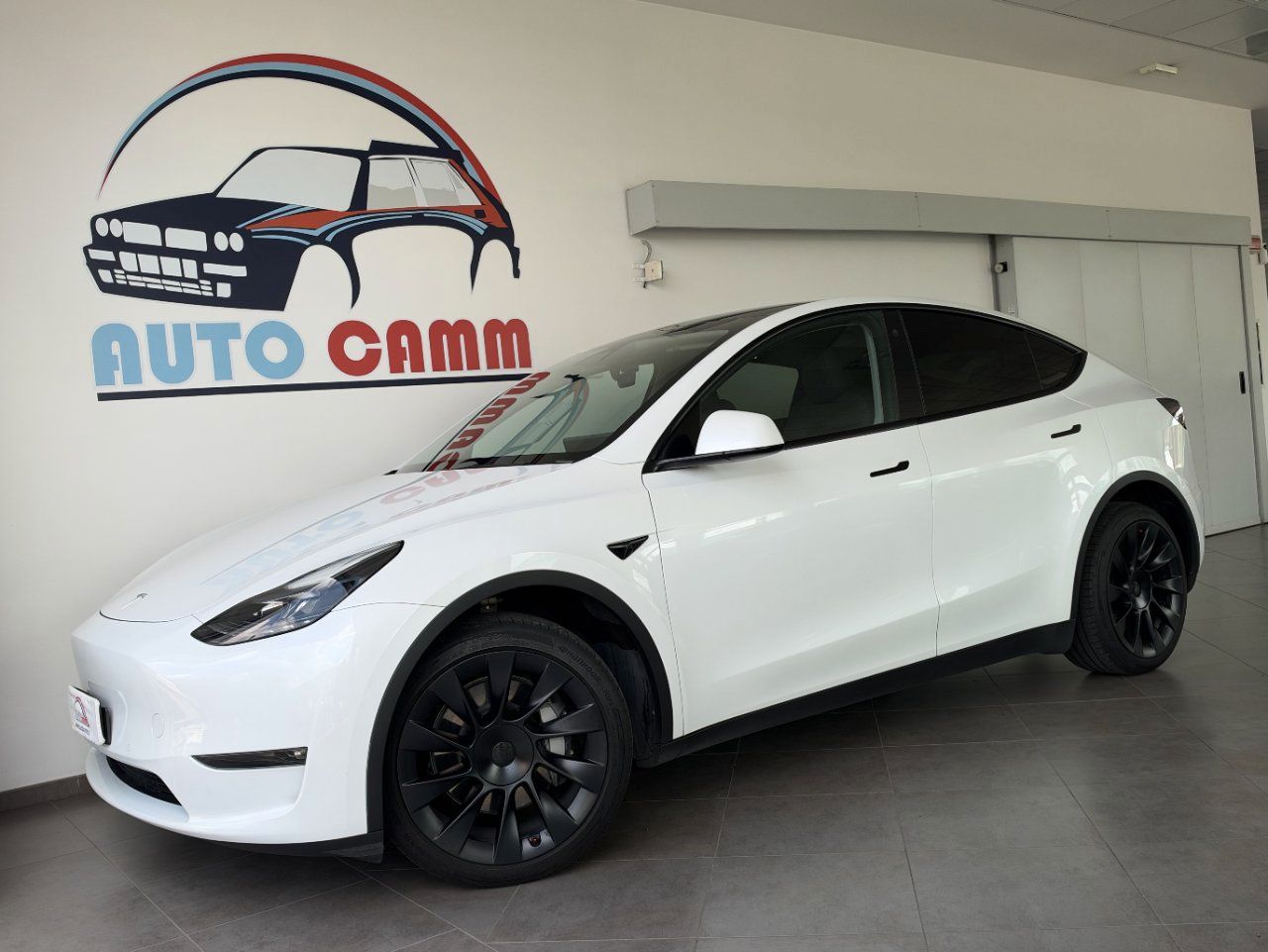 Tesla Model Y Single Motor RWD my23 IVA ESPOSTA