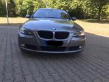 BMW E92 320i Coupé - BMW 320 aus 2007: Coupe