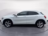 Mercedes-Benz GLA 200 Urban LED High/NAVI/PDC/PANO/KEYLESS+++ - Mercedes-Benz GLA 200 Gebrauchtwagen in Mülheim (Ruhr)