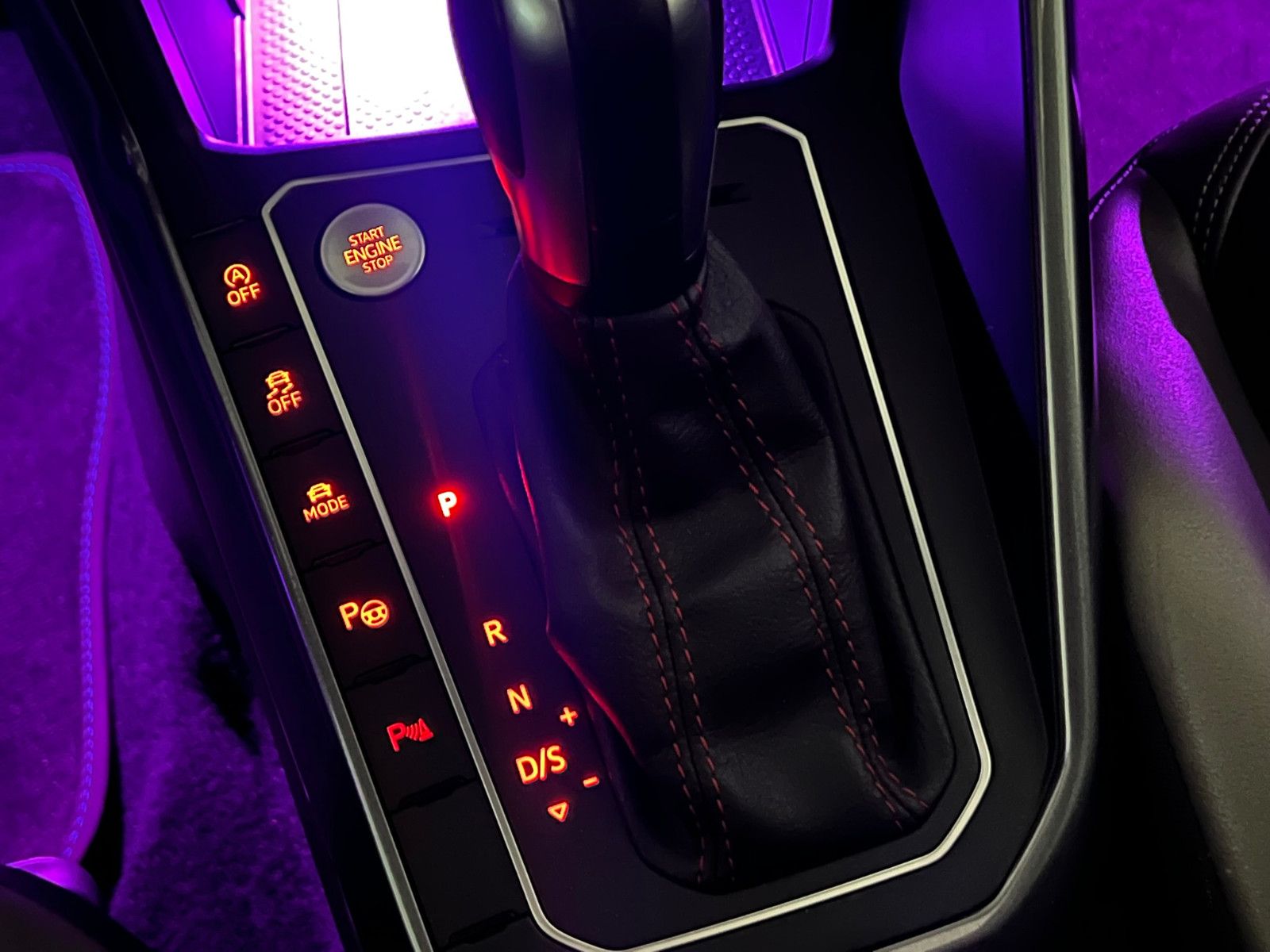 Fahrzeugabbildung Volkswagen Polo VI GTI/SPORTAUSPUFF/ACC/AMBIENTE/PANO