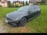 Volkswagen Passat 2.0 TDI Business R-LINE