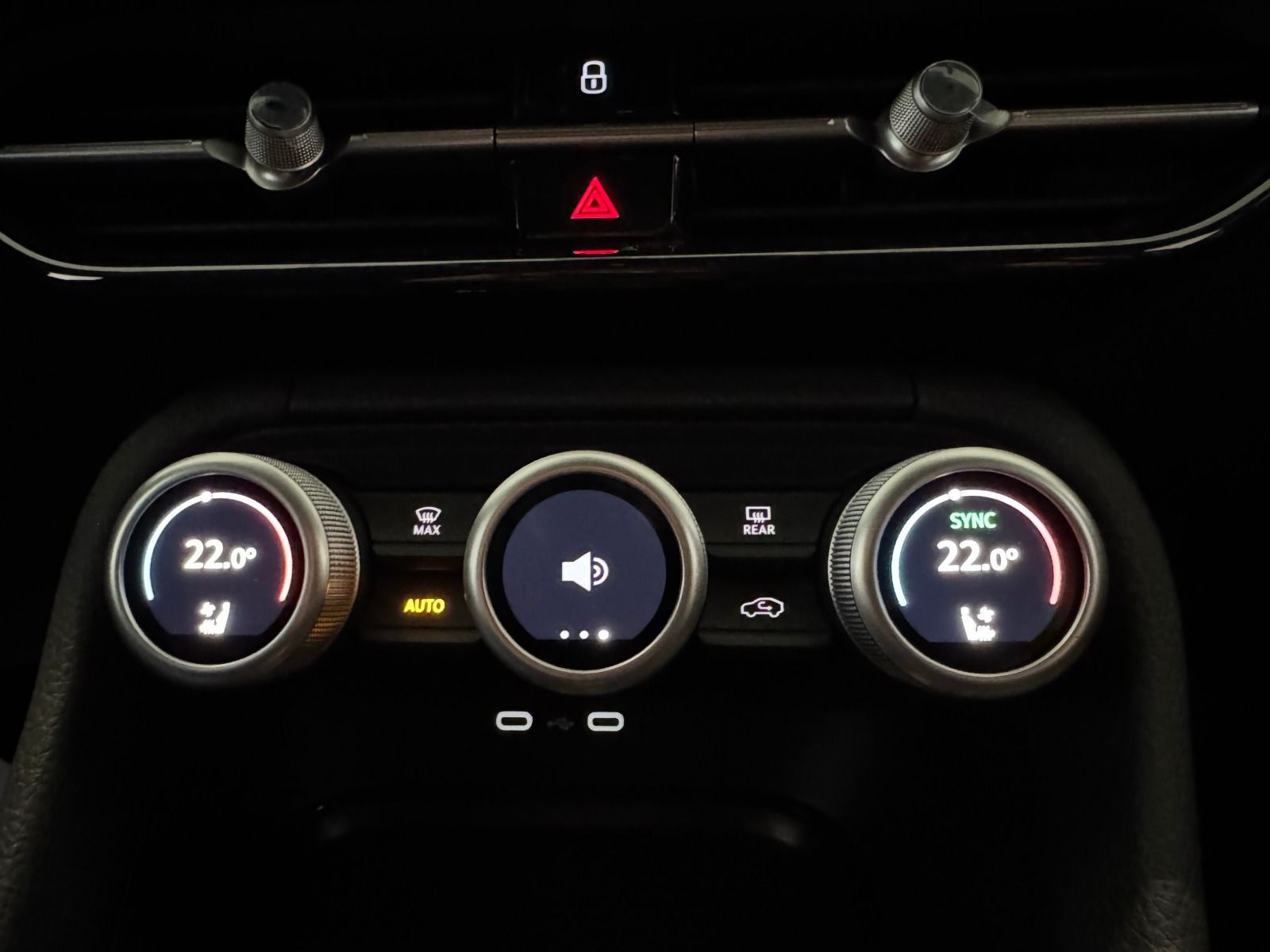 Fahrzeugabbildung SKODA Kodiaq 2.0 TSI 4x4*360°Cam*AHK*Massage*StHz*Head