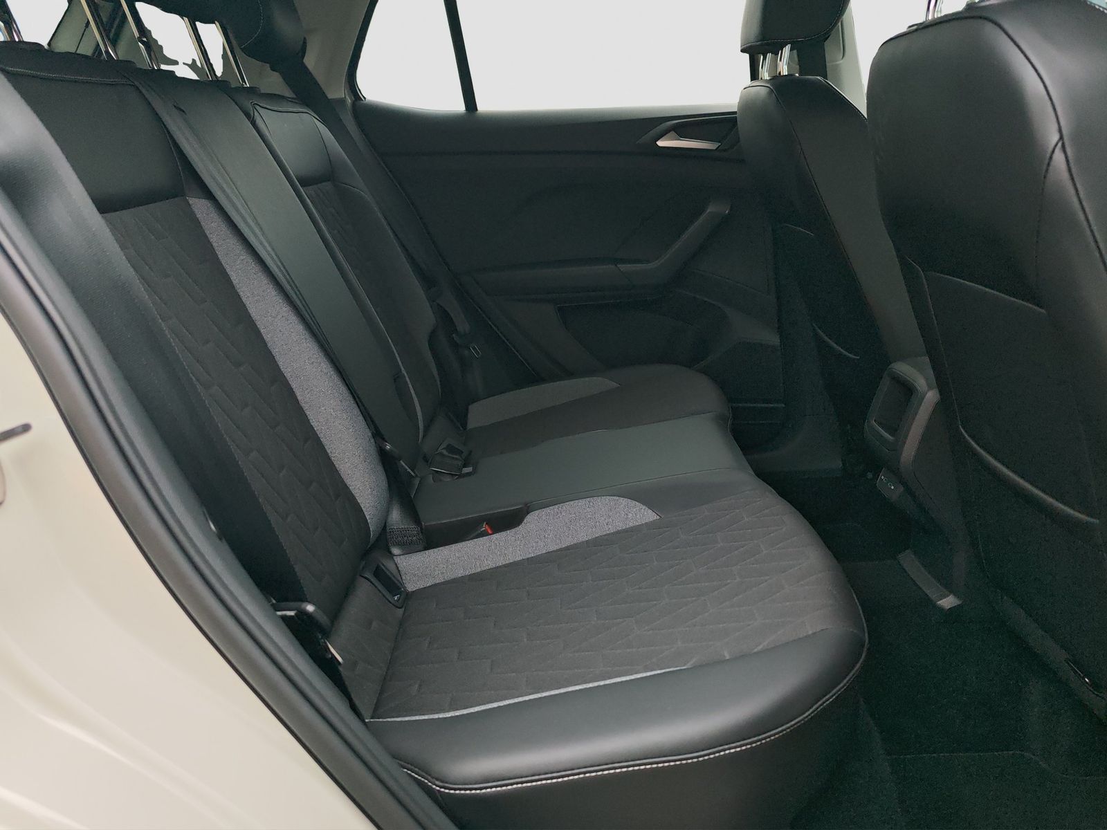 Volkswagen T-Cross - Bild 16