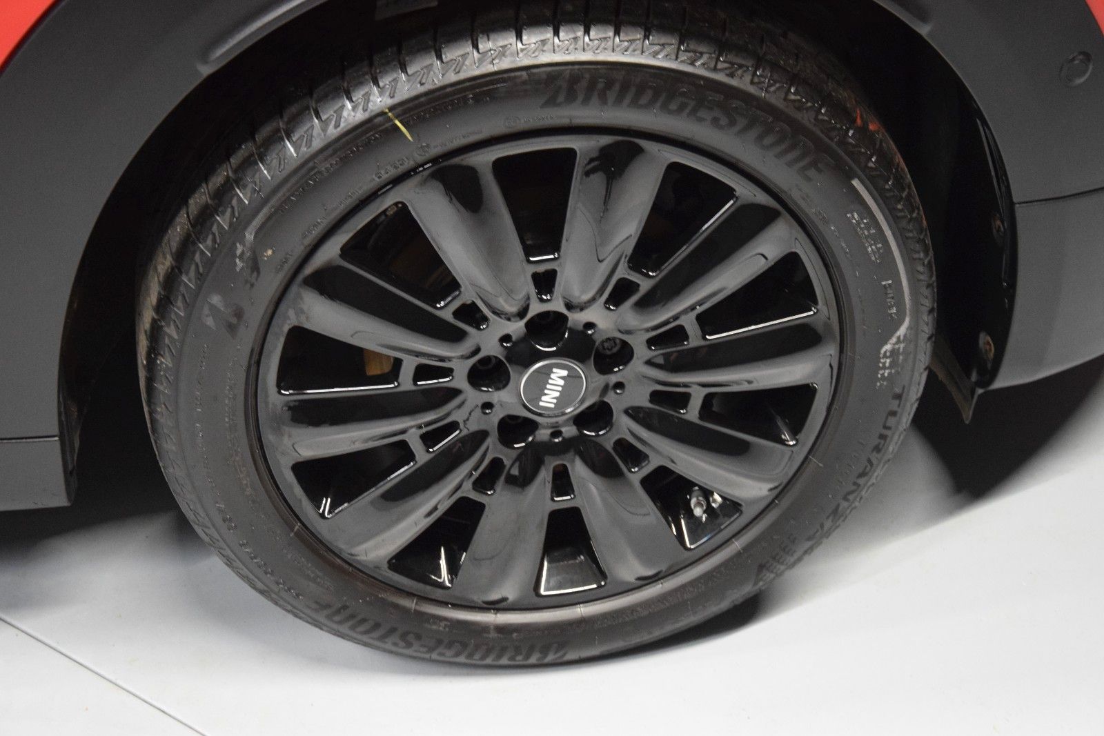 Fahrzeugabbildung MINI Countryman Cooper Yours Trim Pano ACC Memory
