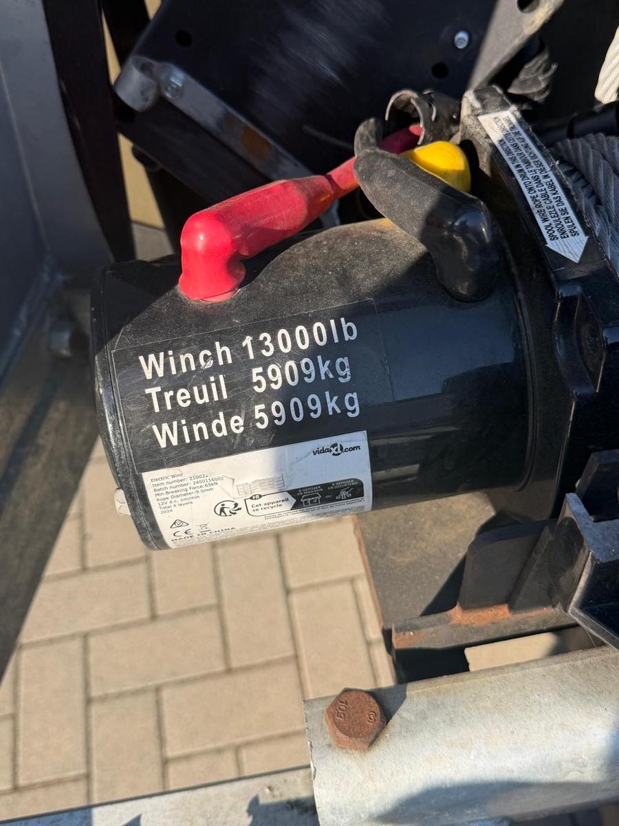 Iveco Abschleppwagen 3,5t-Navi-Aut-Klima