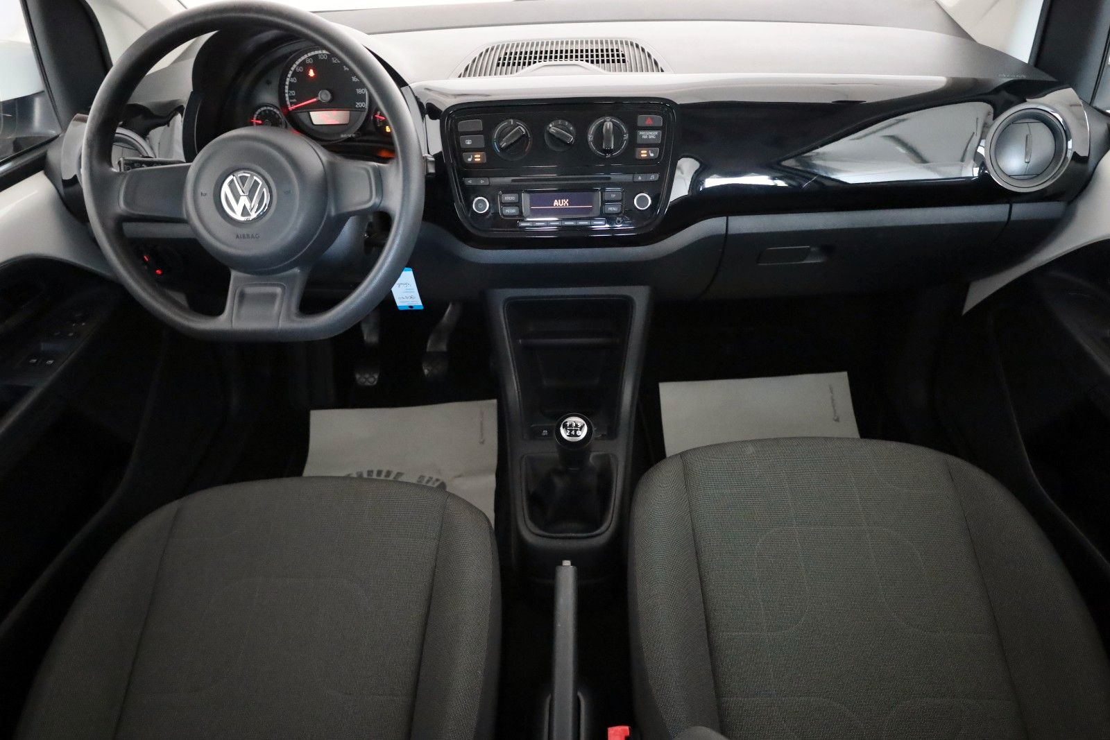 Fahrzeugabbildung Volkswagen up! move up! SH,PDC,Allwetterreifen