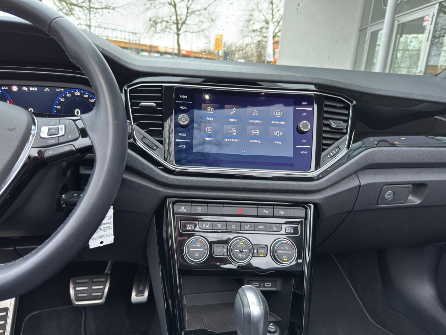 Fahrzeugabbildung Volkswagen T-Roc Cabriolet R-Line "Edition Blue"1.5 TSI,DSG