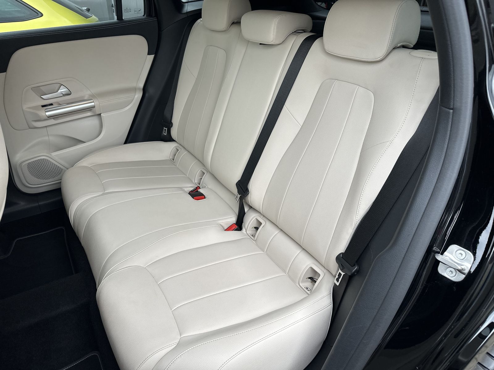 Fahrzeugabbildung Mercedes-Benz GLA 220d Progressive 4Matic NAV+KAMERA+VCOCK+SHZ