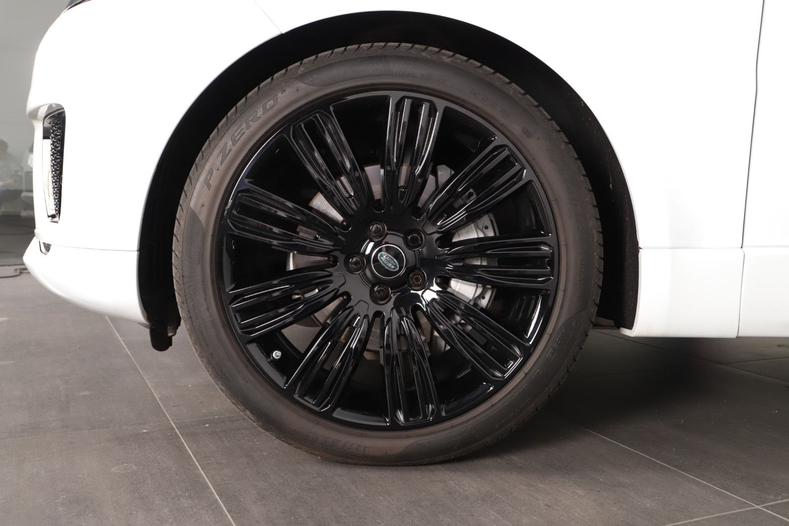 Land Rover Range Rover Sport 3.0 D300 HSE Dynamic foto 5
