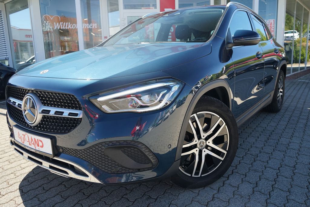 Image of Mercedes-Benz GLA 200