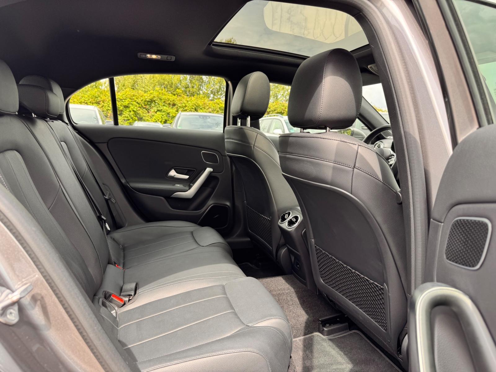Mercedes-Benz A 250 e *19 ZOLL*PANORAMA*