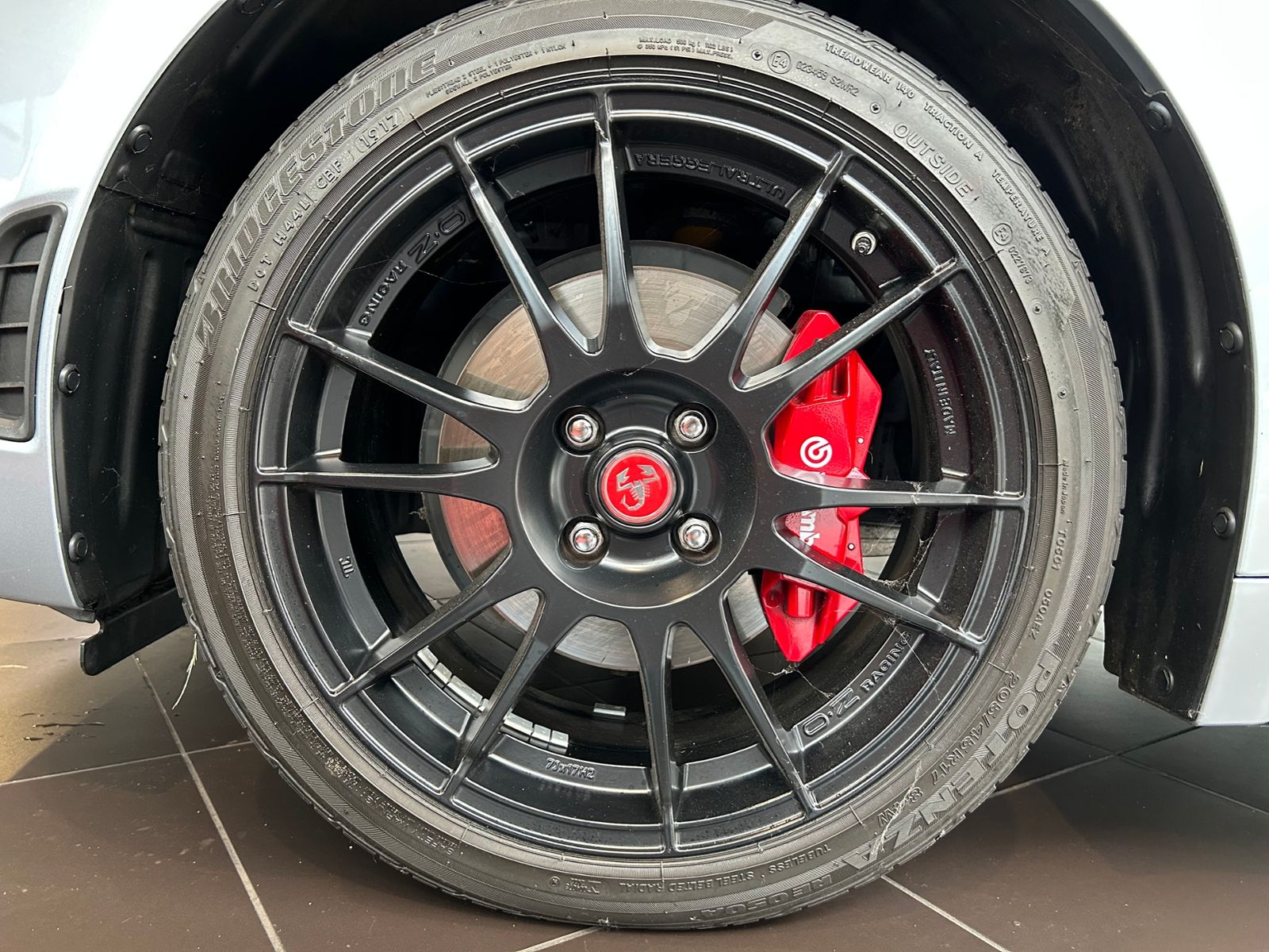 Fahrzeugabbildung Abarth 124 Spider GT  LED LEDER