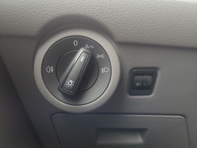 T6.1 Caravelle Comfortline 2.0 l TDI LR Aut