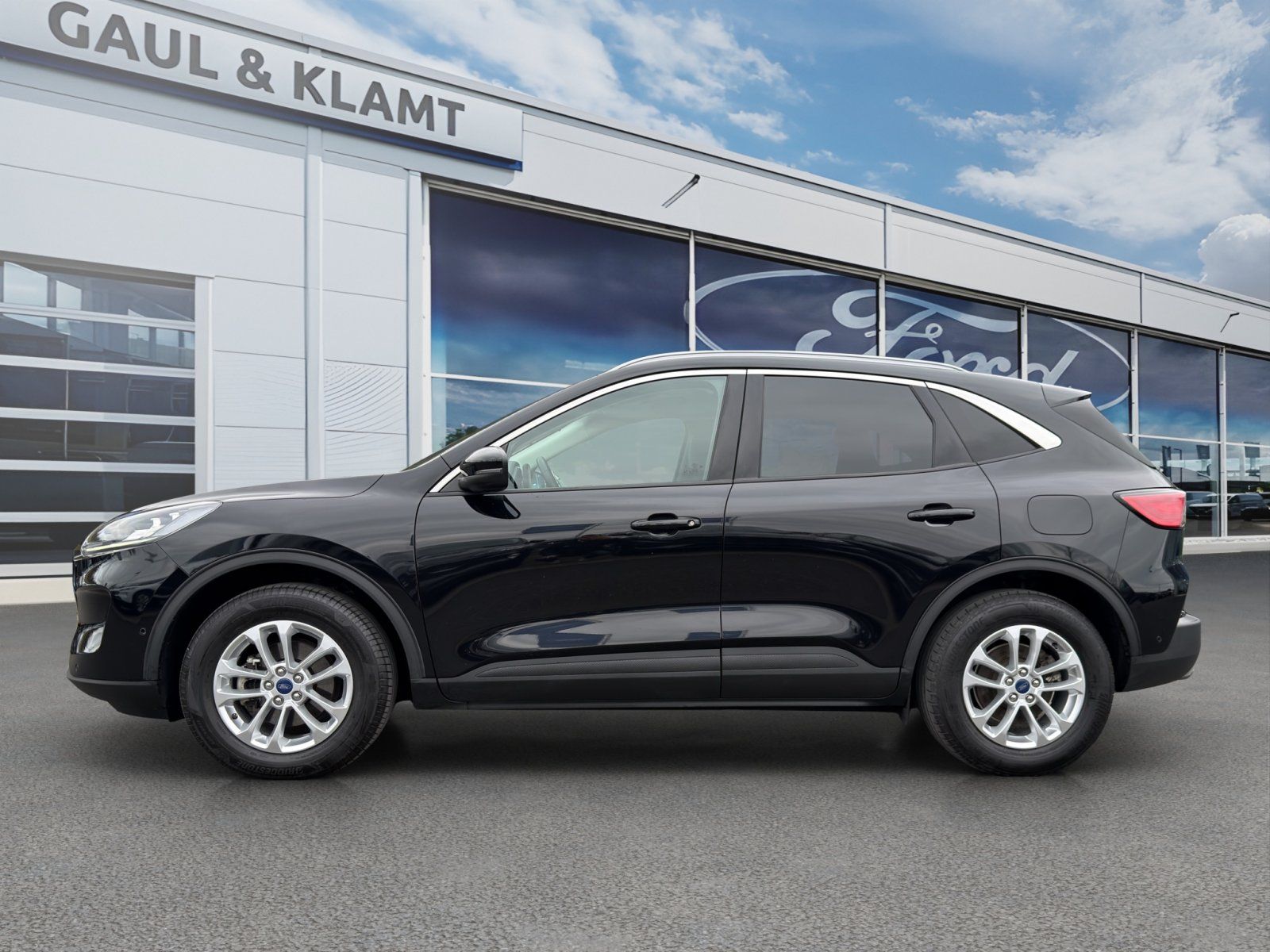 Fahrzeugabbildung Ford Kuga Hybrid Titanium X