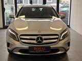 Mercedes-Benz GLA 200-Aut-1.Hand-Led-Navi- - silberne Mercedes-Benz GLA 200