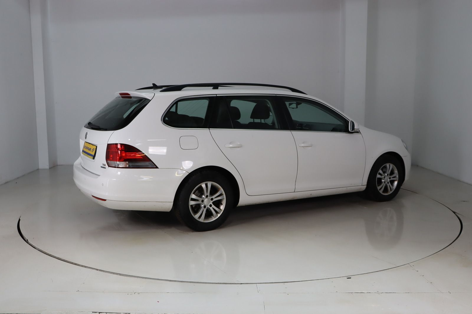 Fahrzeugabbildung Volkswagen Golf 1.6 TDI BMotion Tech Comfortline Variant