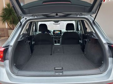 Volkswagen T-Roc 1.5 TSI Style DCT AHK Kamera Navi Massage