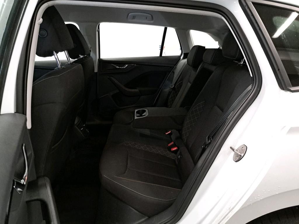 Fahrzeugabbildung SKODA Scala Ambition DAB GRA Navi LED PDC Lane-Assist