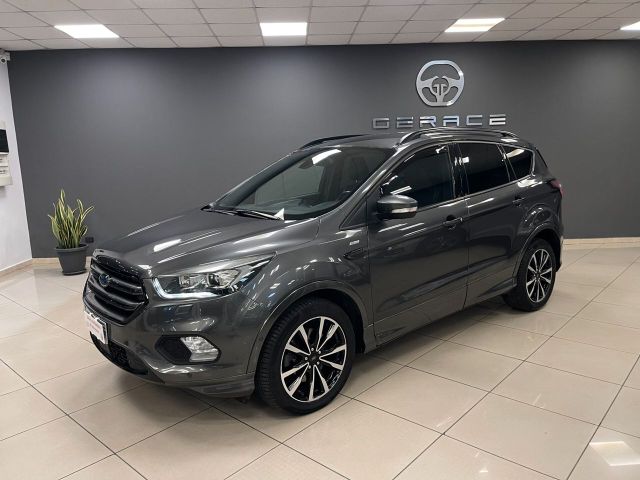 Ford Kuga 1.5 TDCI 120 CV S&S 2WD ST-Line