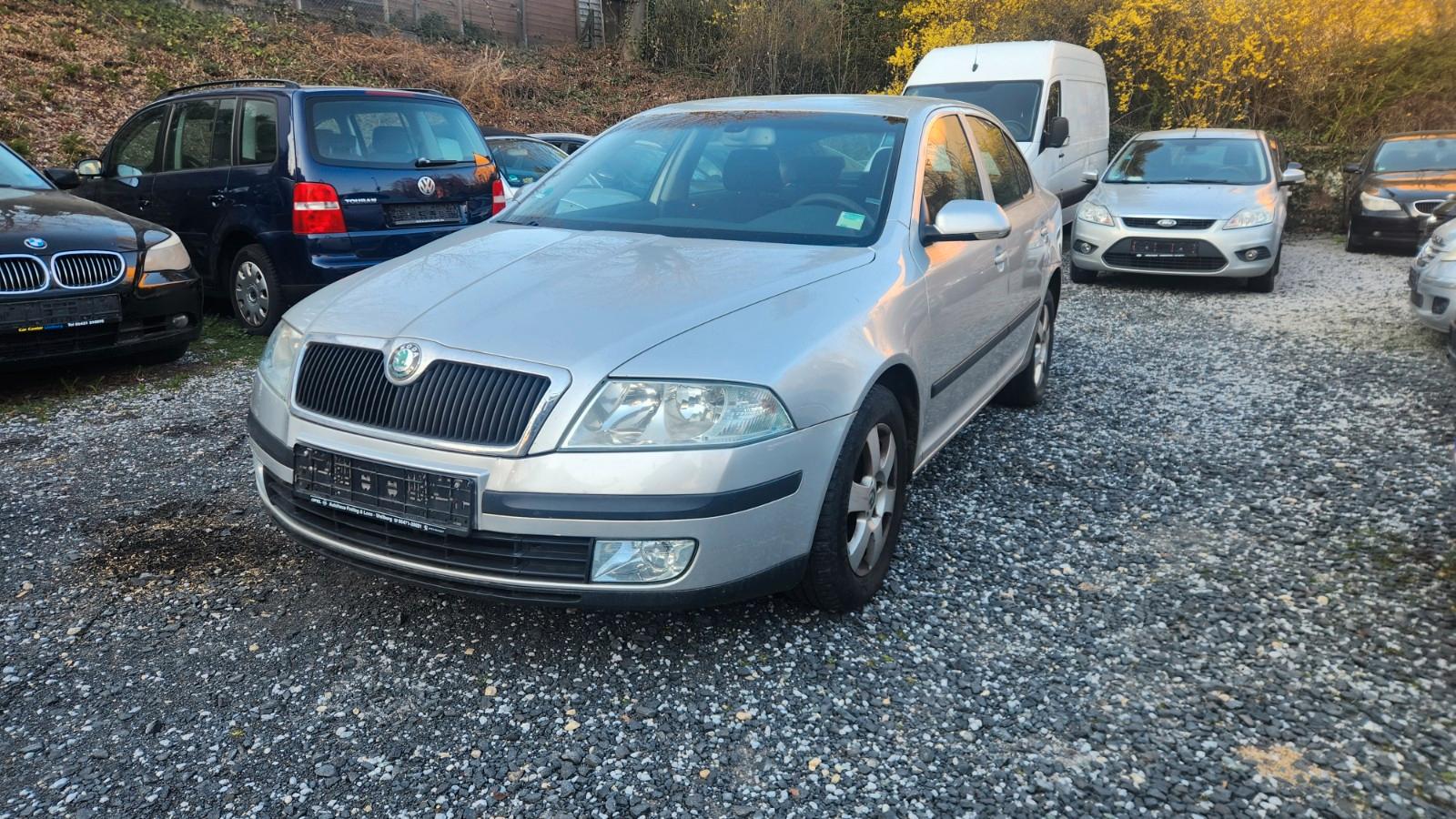 Skoda Octavia Lim. Elegance/Automatik/Klimaaut/1,6 FSI
