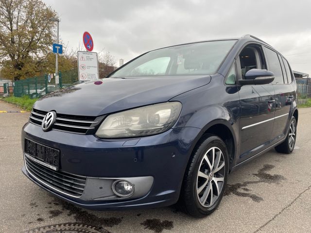 Volkswagen Touran Highline DSG Xenon / Navigation